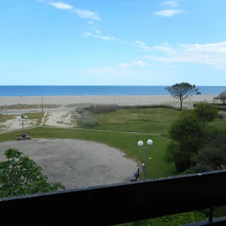 Apartment T2 Front De Avec Parking Privatif - 4pc216