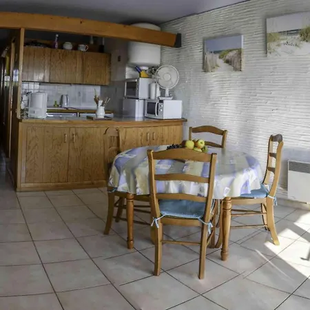 Apartment T2 Front De Avec Parking Privatif - 4pc216